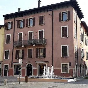 Casa Regina Saló